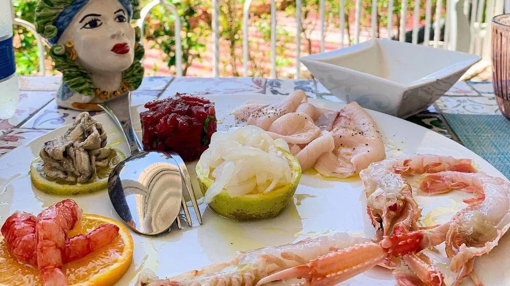 CutìLuDissi_Castelmola_slider_image_3