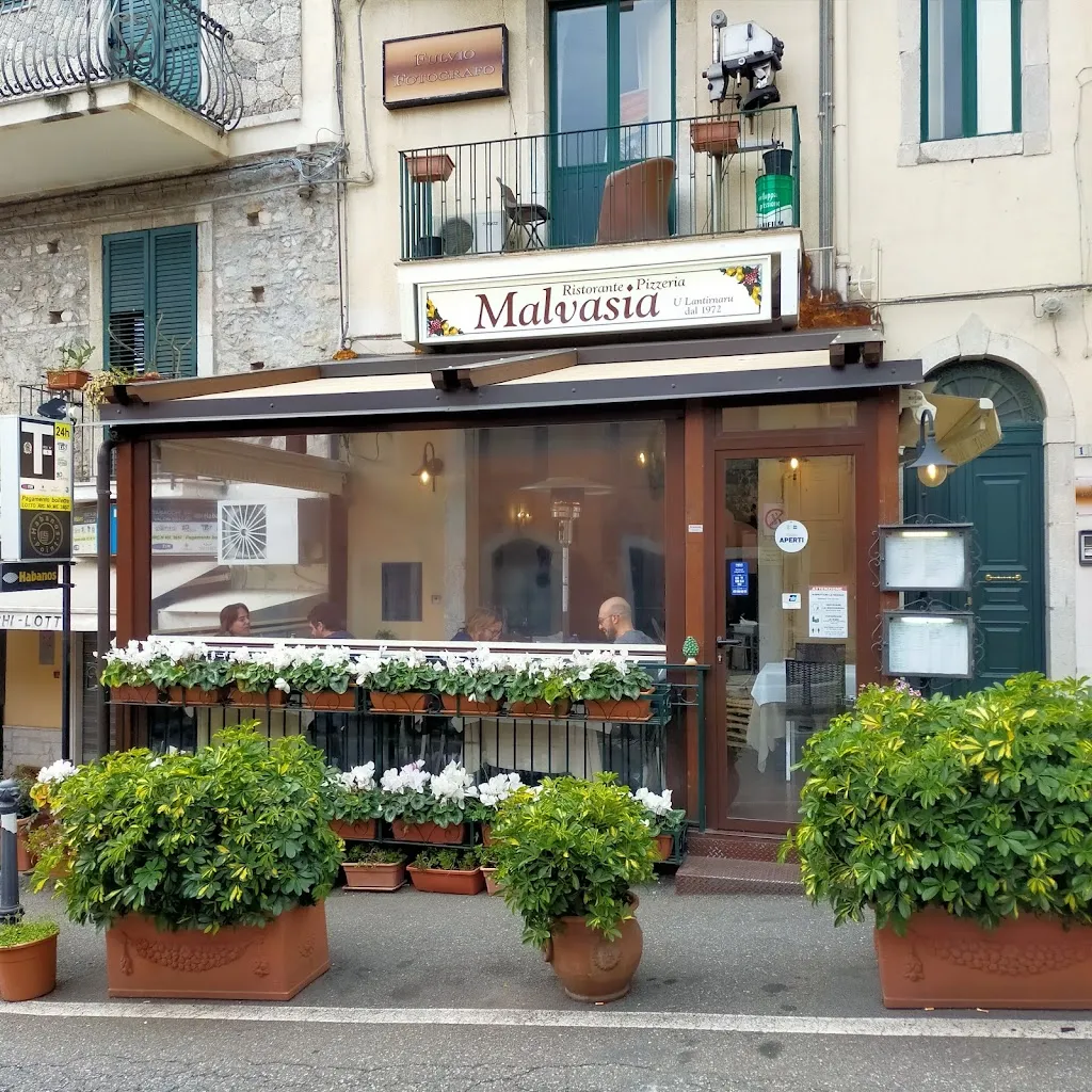 Malvasia_Castelmola_slider_image_1