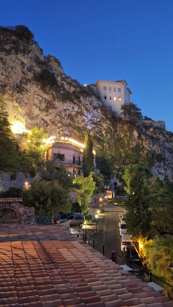 Greg Daniel_Hotel Villa Sonia_Castelmola_review