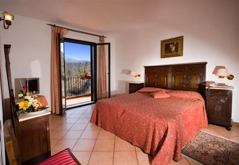 Hotel Villa Sonia_Castelmola_slider_image_3
