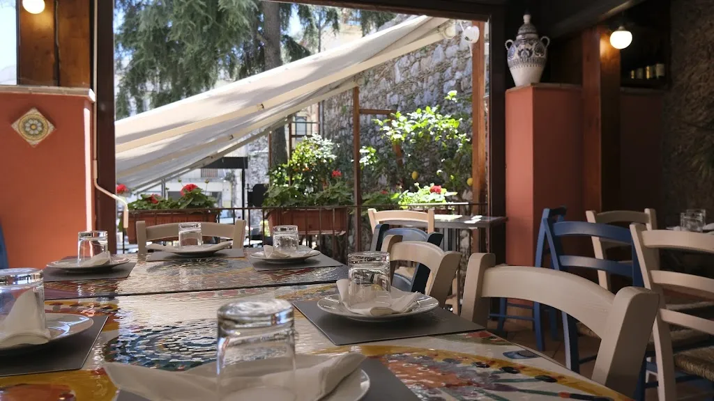 Ristorante Pizzeria Porta Messina restaurant in Castelmola