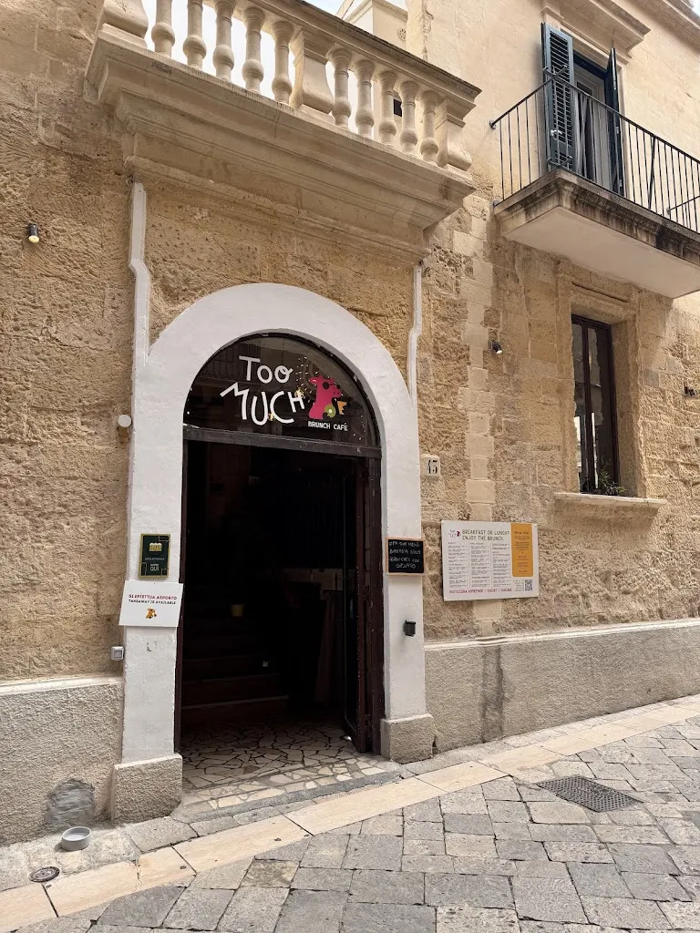 Chris Constantine_Too Much - Brunch e Café_Lecce_review