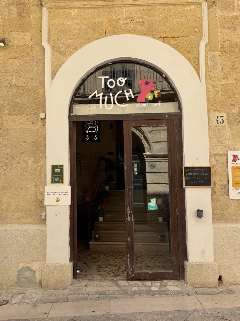 Manea Alfalasi_Too Much - Brunch e Café_Lecce_review