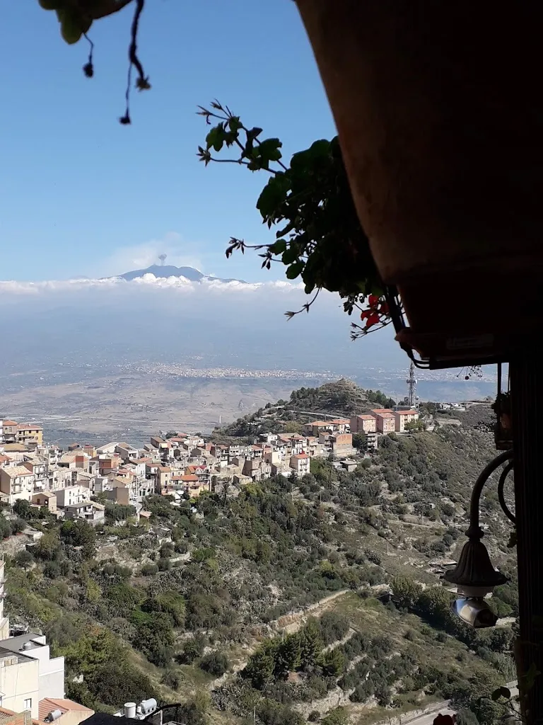 Bar Pasticceria Oddo Graziano_Centuripe_slider_image_3