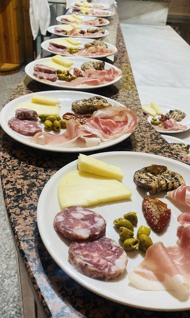 Menu_Ristorante Pizzeria IL CAPRICCIO_Cesarò_image_4