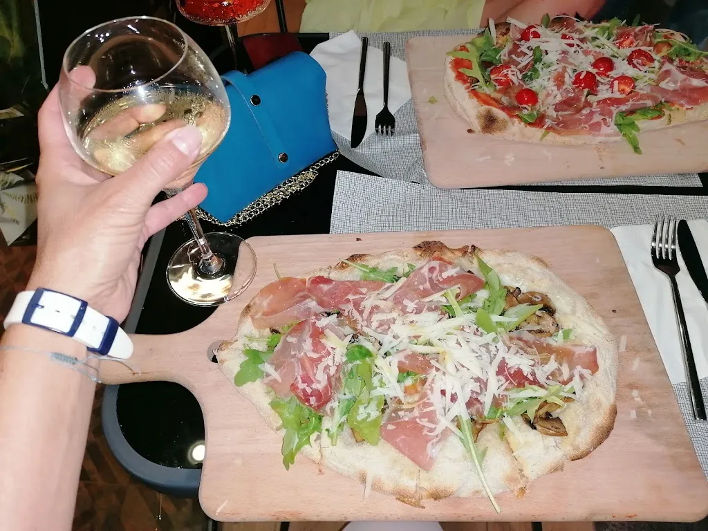 Menu_Che bella pinsa