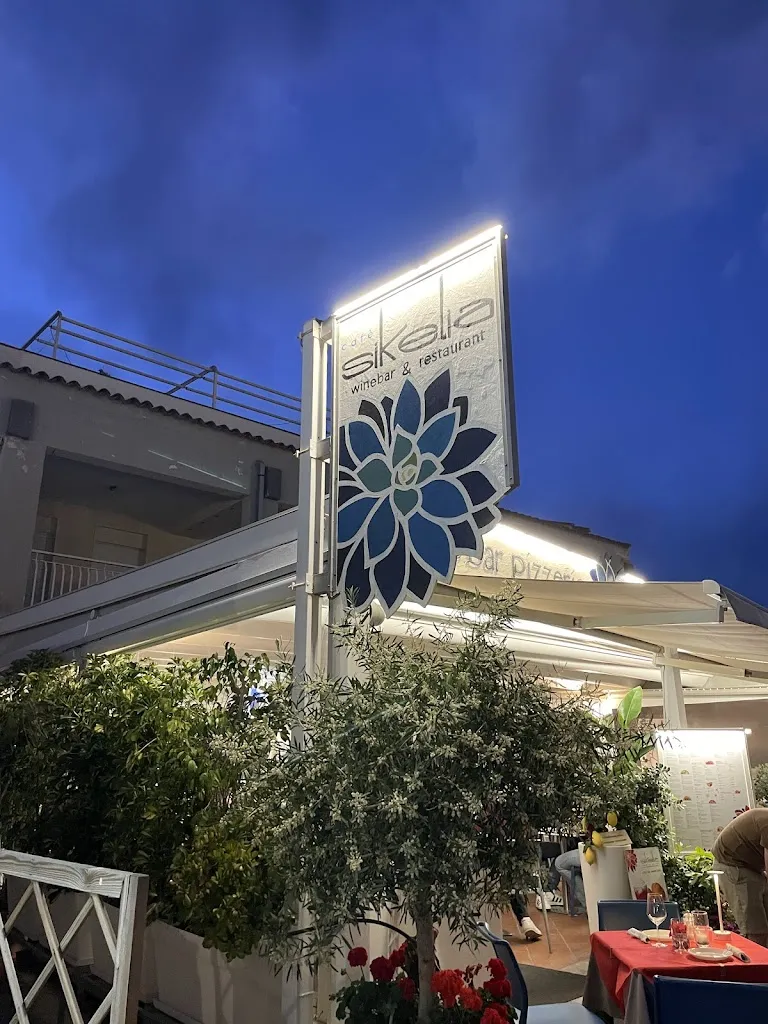 Alex McMullan_Cafè Sikelia_Chianchitta-Trappitello_recensione