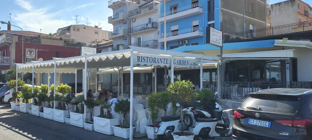 Garden da Nino_Chianchitta-Trappitello_slider_image_1