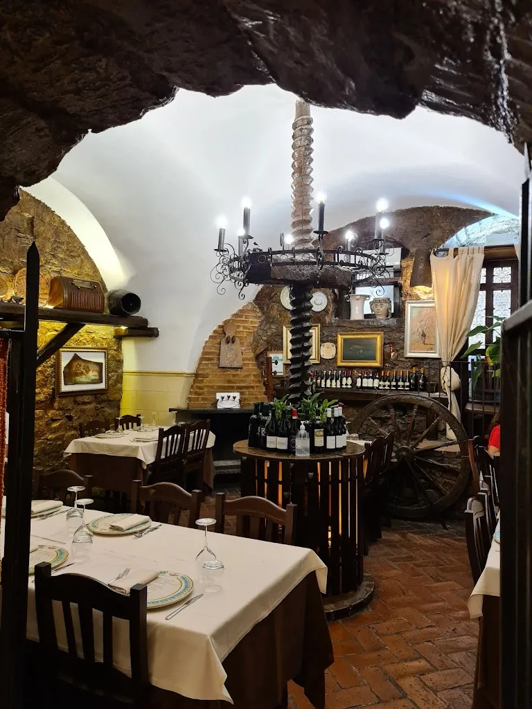 Ristorante U Dammusu restaurant in Chiaramonte Gulfi