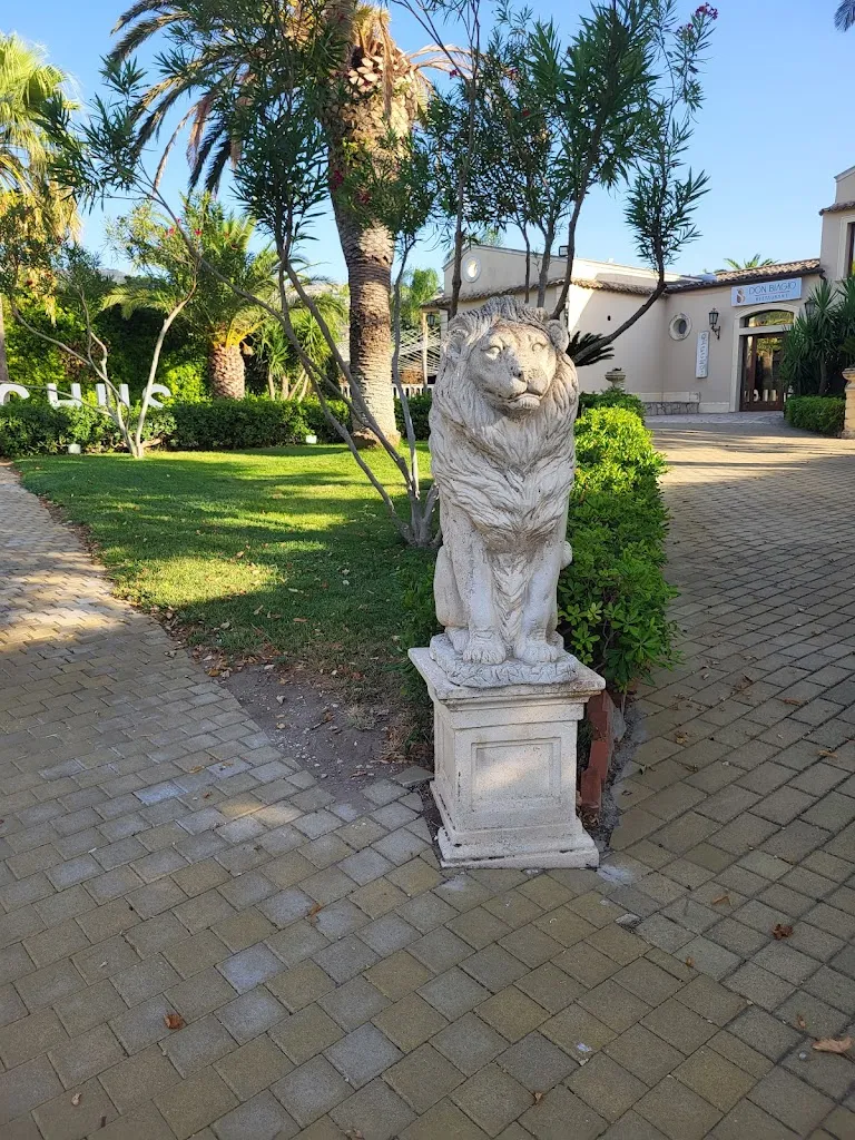 Cindy K_Villa Bacchus_Chiaramonte Gulfi_review