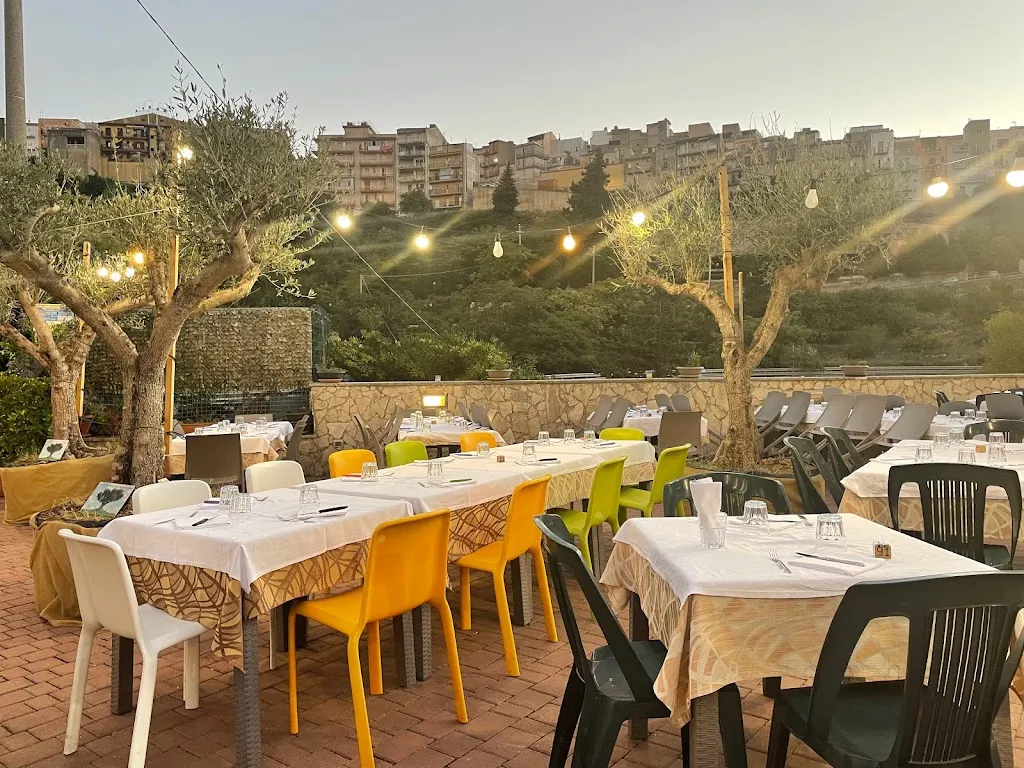 Pizzeria a Funtana restaurant in Chiaramonte Gulfi