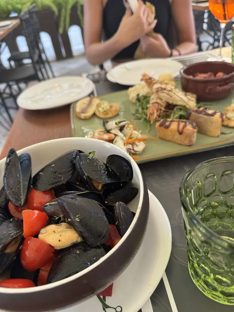 Mr. Fabstar_Trama_Lecce_review