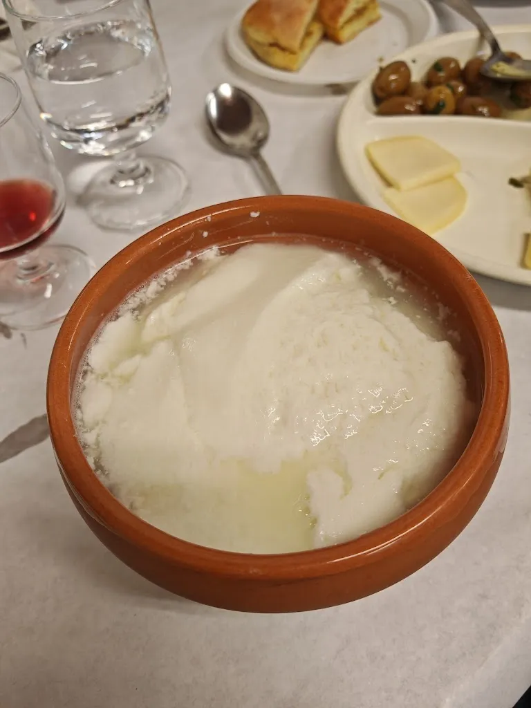 Azienda Agricola Criscione Rosario restaurant in Chiaramonte Gulfi