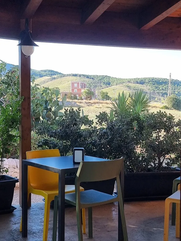 Bar "The Pentagon" restaurant in Chiaramonte Gulfi