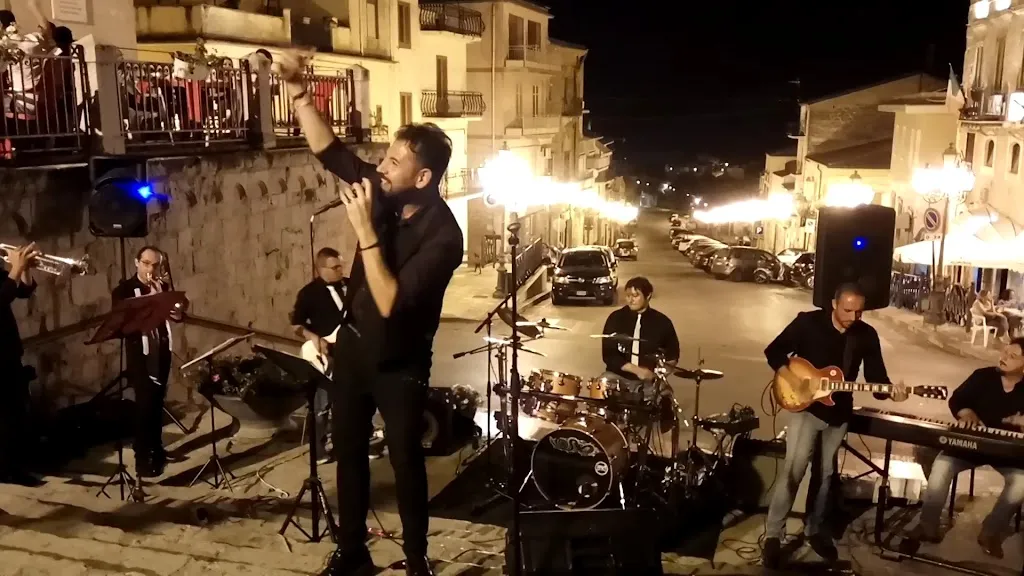 Clock Tower Cafe_Cianciana_slider_image_2