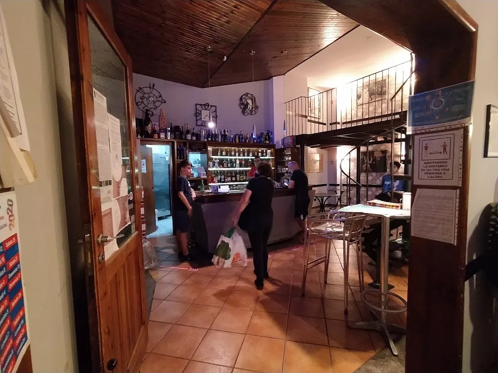 Gattopardo Pub Di Frangipane Alfredo restaurant in Ciminna