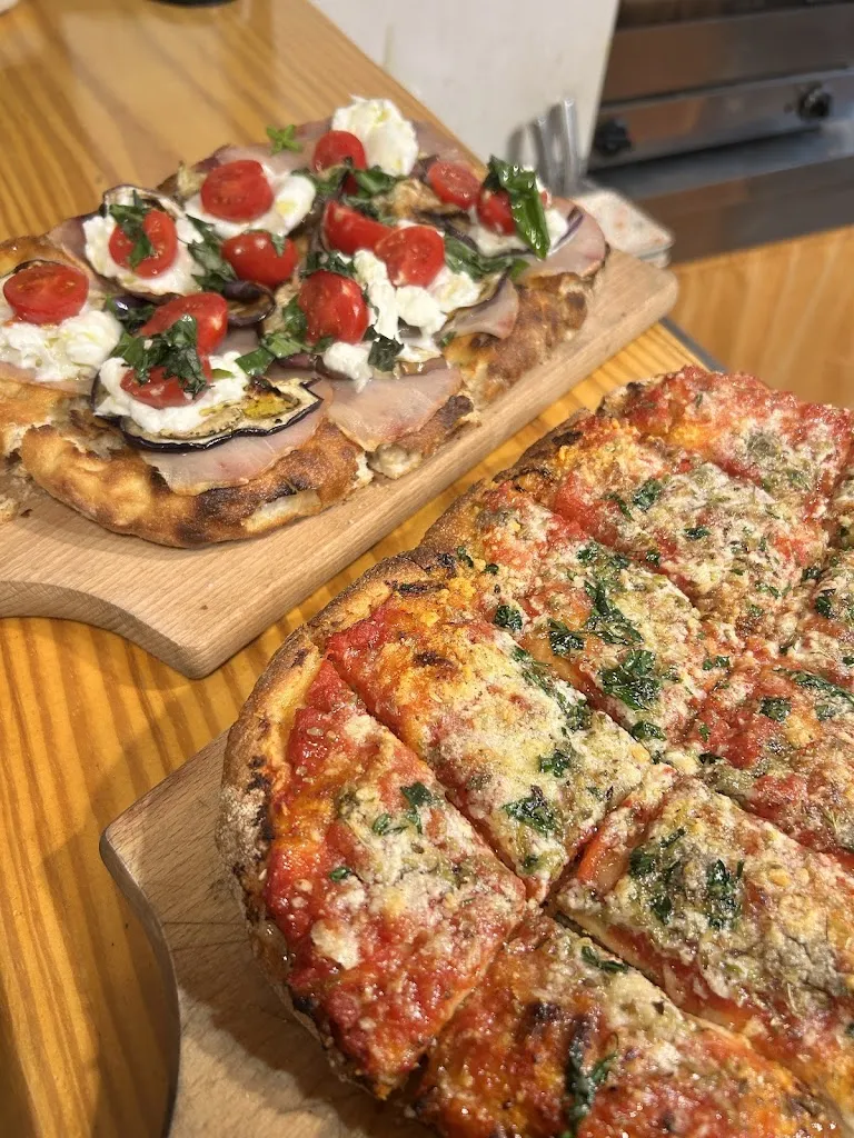 L’Ancora Pinsa e Hamburger_Custonaci_slider_image_3