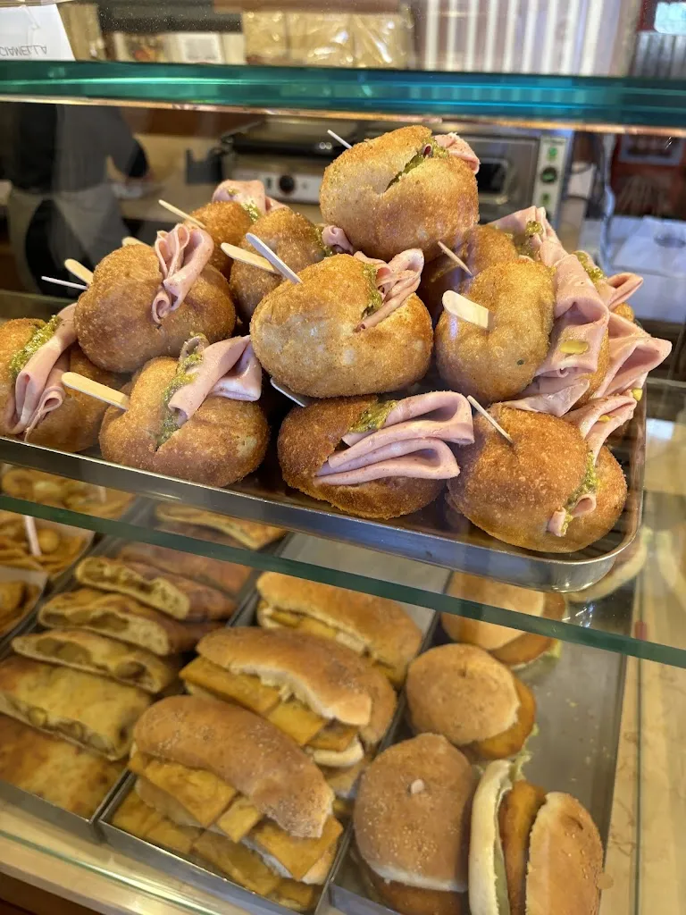 Maryana Tymtsiv_Il Forno a legna di Pellegrino P._Custonaci_recensione