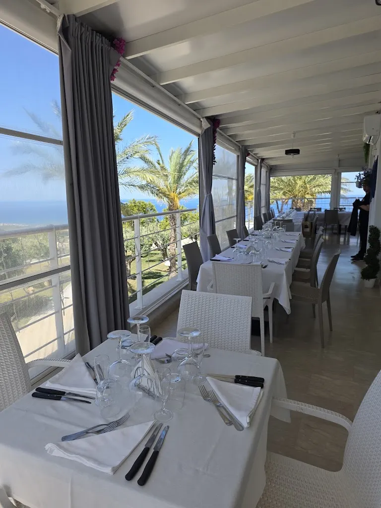 La Villa Food & Beverage_Custonaci_slider_image_1