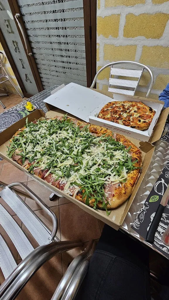 Maximilian_La Pizza da Gio'_Custonaci_review