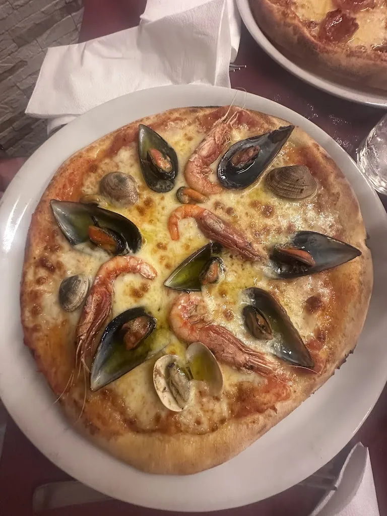 Ristorante Pizze e Cassatelle_Custonaci_slider_image_3