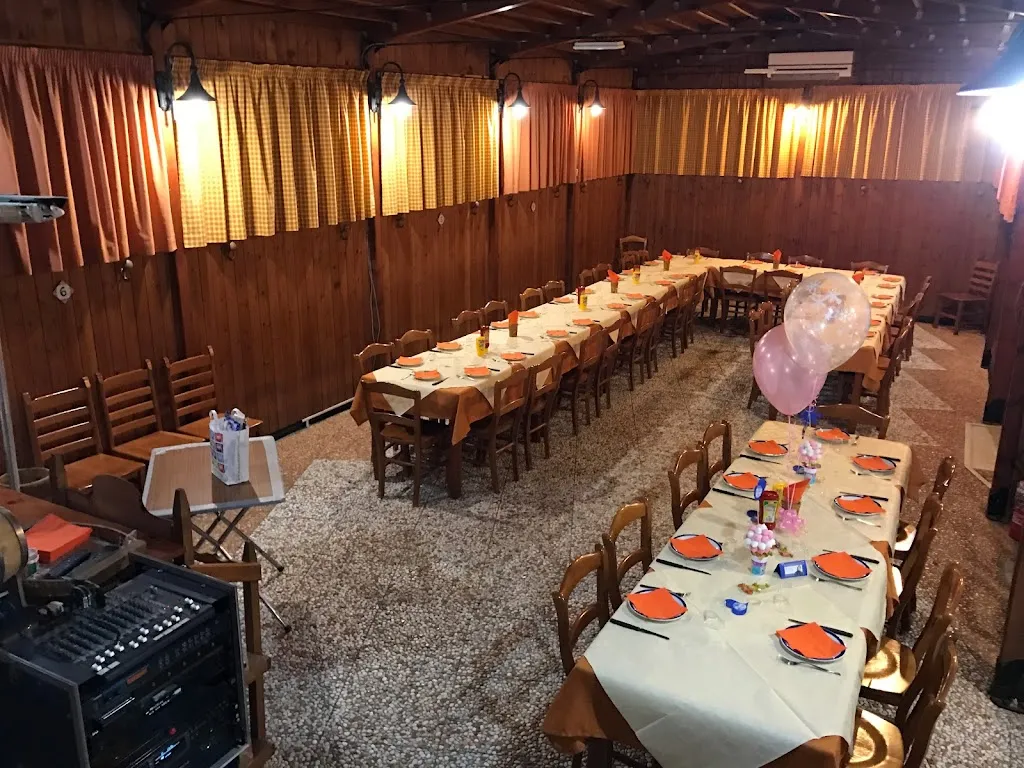 Pizzeria La Tegola restaurant in Custonaci