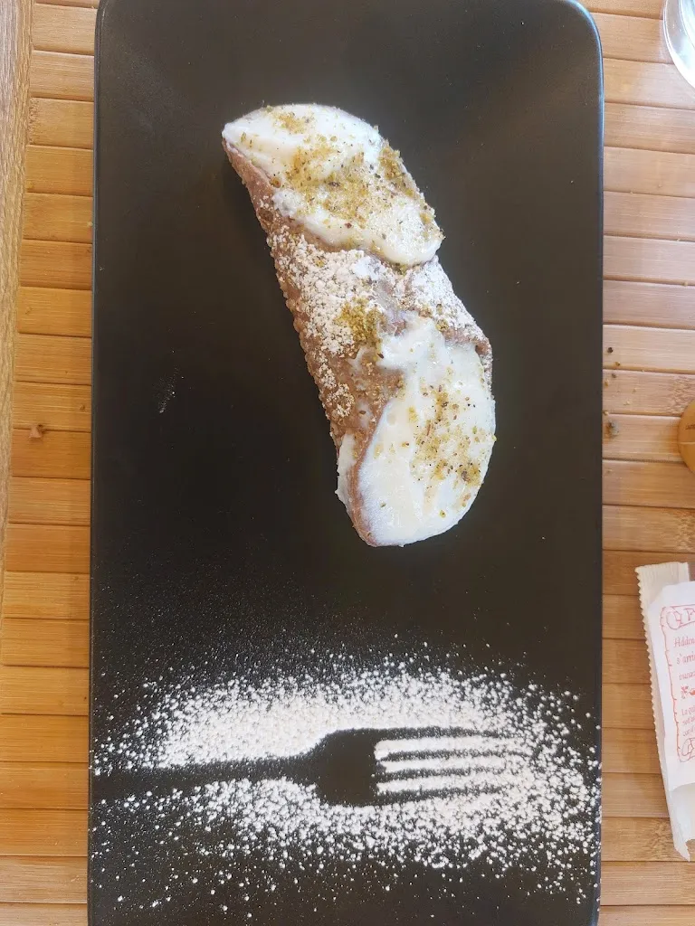 Anja Haase_Cherry gold Corleone_Corleone_recensione