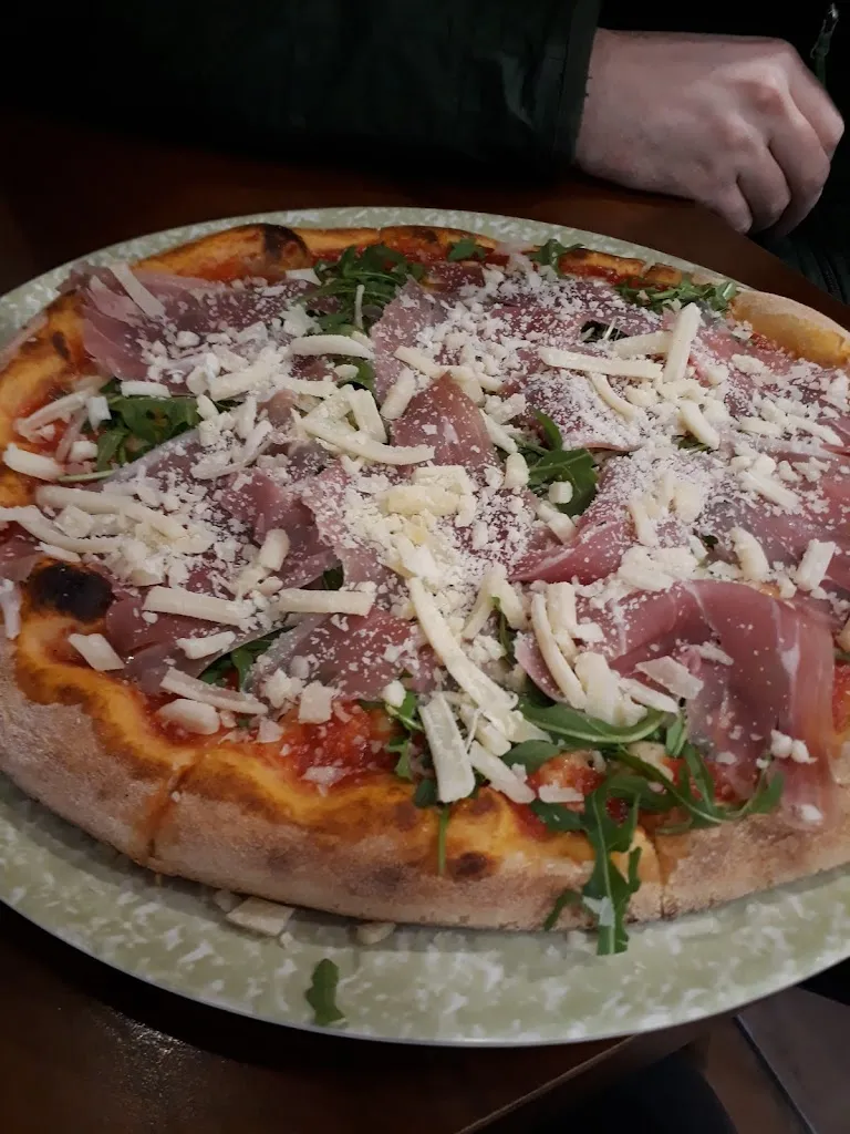 Magdalena Pancewicz_Pizza Nasce'_Corleone_review