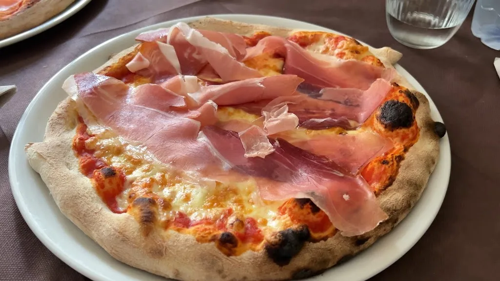 Pizzeria Vespri Siciliani_Corleone_slider_image_3