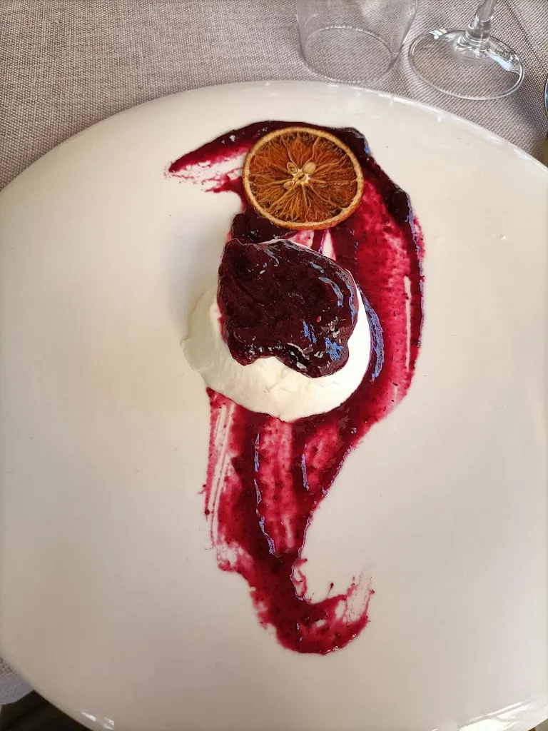 Giovanni Dickman_Antica Stazione Ferroviaria di Ficuzza_Corleone_review