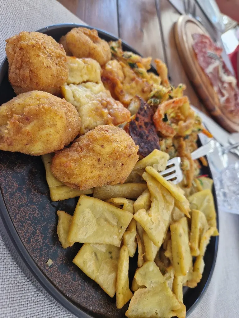 Emma Müller_Antica Stazione Ferroviaria di Ficuzza_Corleone_review