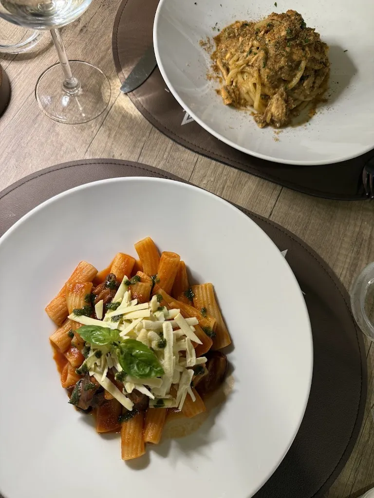 Felicity Fox_Mandralisca Sedici _Cefalù_recensione