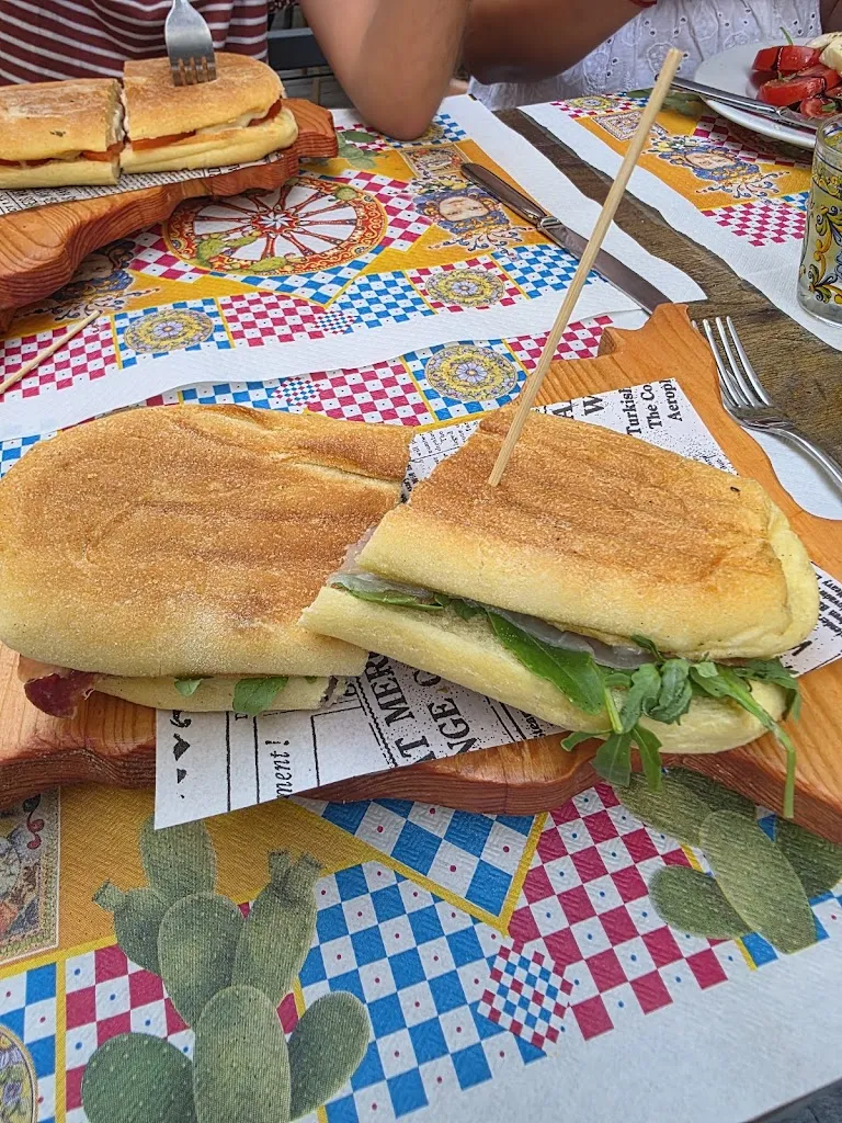 srdjan maksimovic_Sicilian Food & Drink_Cefalù_review