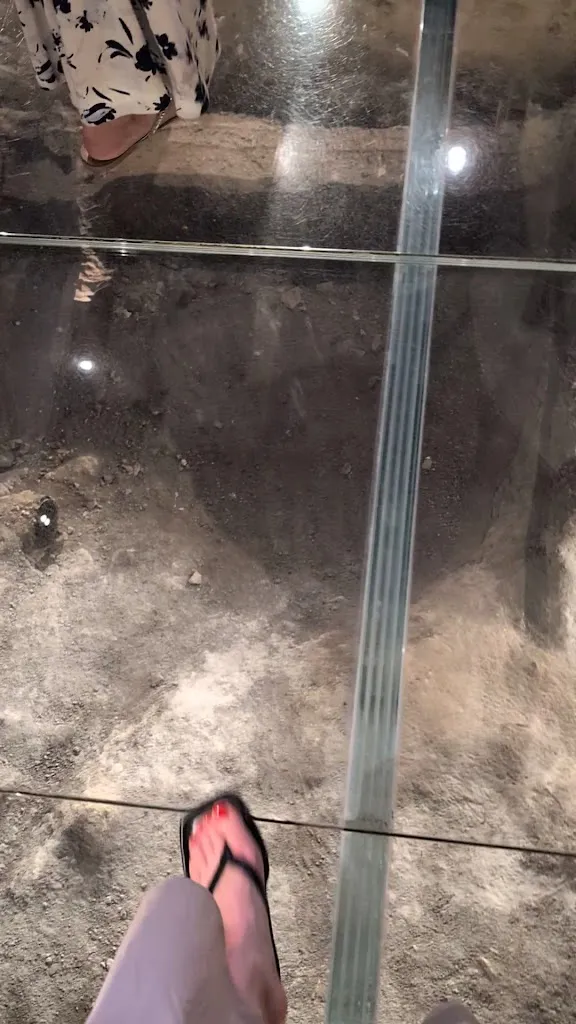 Emma Bolongaro_Le Terme_Cefalù_review