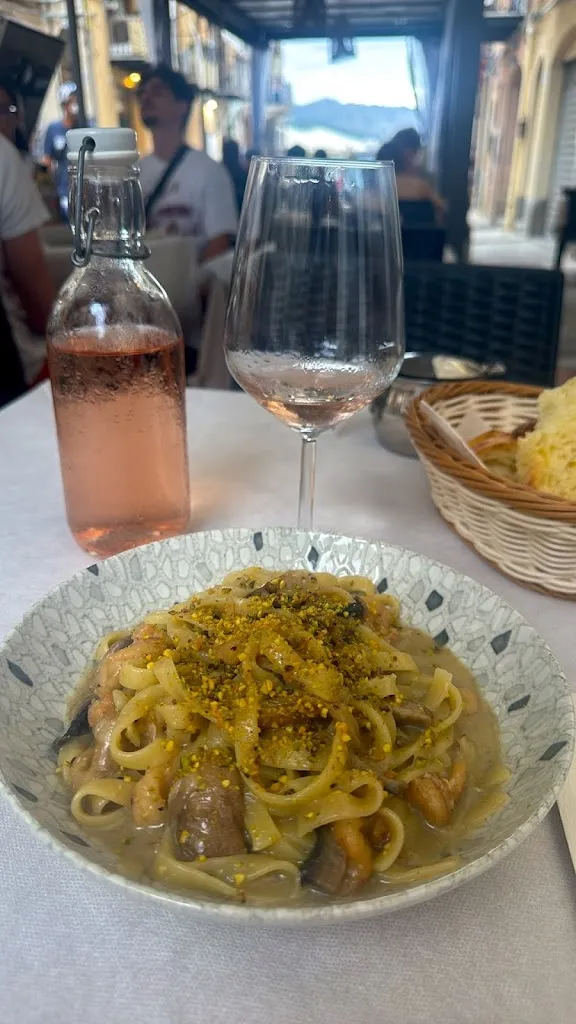 Anna Jednacz (Hats to Shoes)_A' Marina Restaurant_Cefalù_review