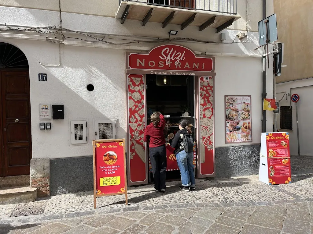 Sfizi nostrani restaurant in Cefalù
