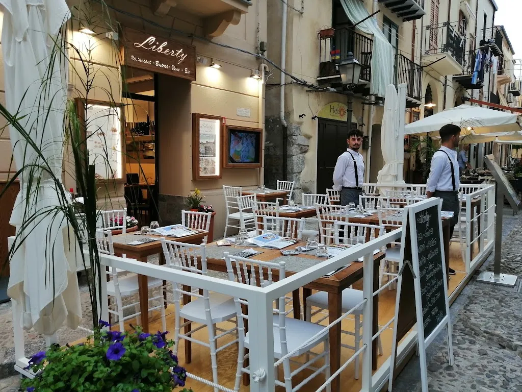 Liberty Restaurant Bistrot Wine Bar restaurant in Cefalù