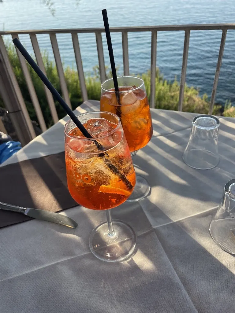 Megan Larkin_Da Sasà ristorante pizzeria_Cefalù_recensione