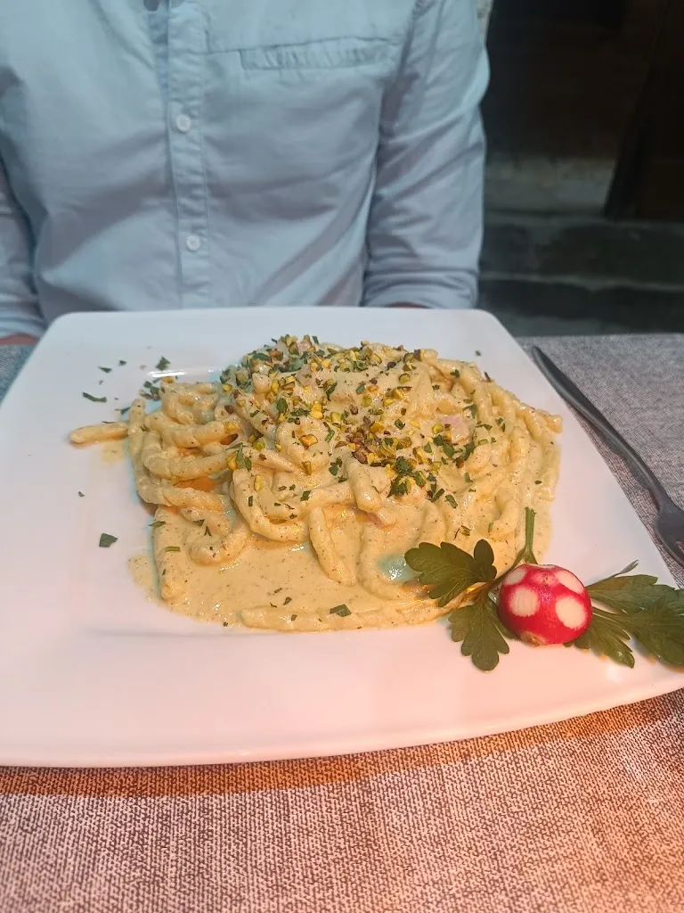 Barbi Šimečková_La Prima Dea_Erice_review