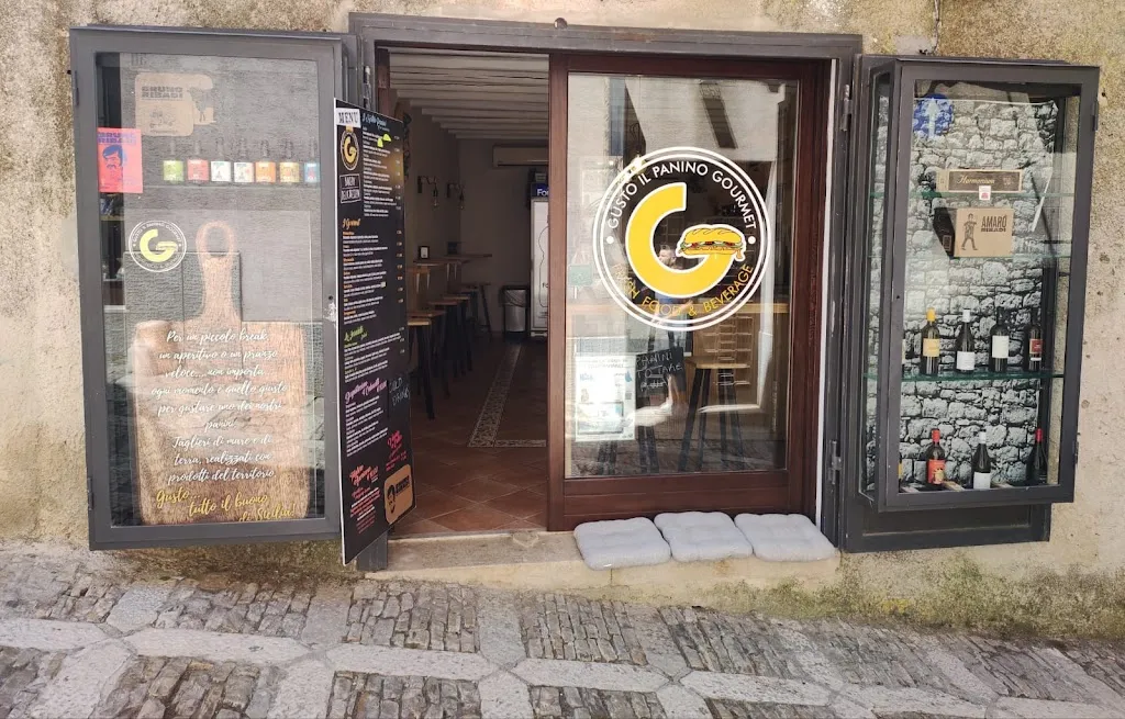 Gusto Panino Gourmet_Erice_slider_image_1