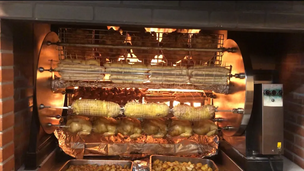 Rosti Pollo di Lorenzo Marino restaurant in Falcone