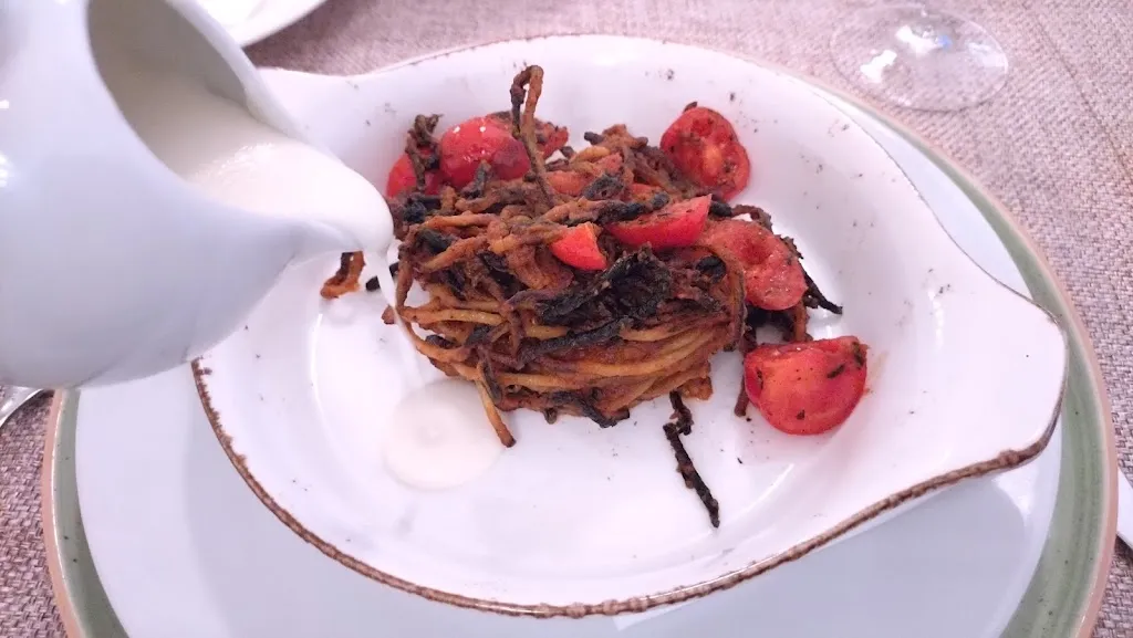 Thomas Kaupert_Radici_Gravina in Puglia_review