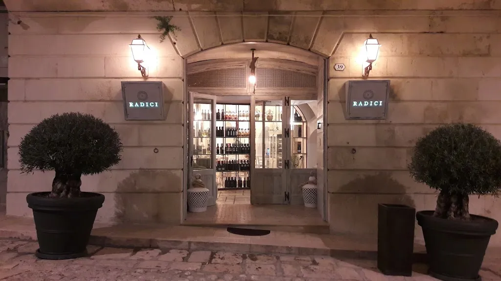 Radici_Gravina in Puglia_slider_image_1