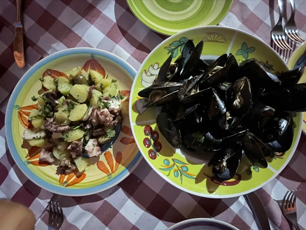 Lu Arnold_ENOTECA - WINE BAR U MACCICUNI_Favara_review