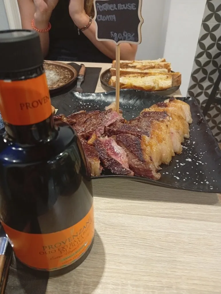 LUCA LOVEBUZZ Official Page_Caveau Food Experience_Favara_review