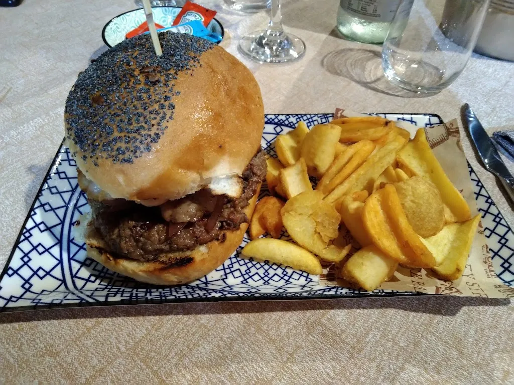 Rosario Cascone_Borgo Nove_Comiso_review