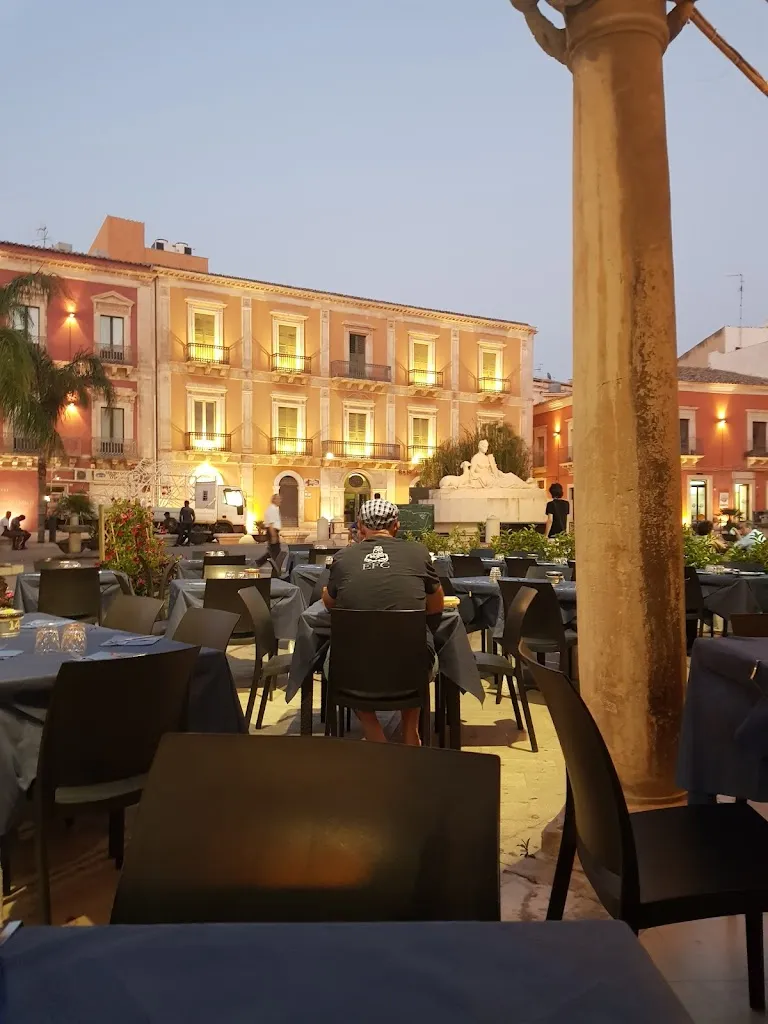 Archi Ri Ronna Pippa restaurant in Comiso