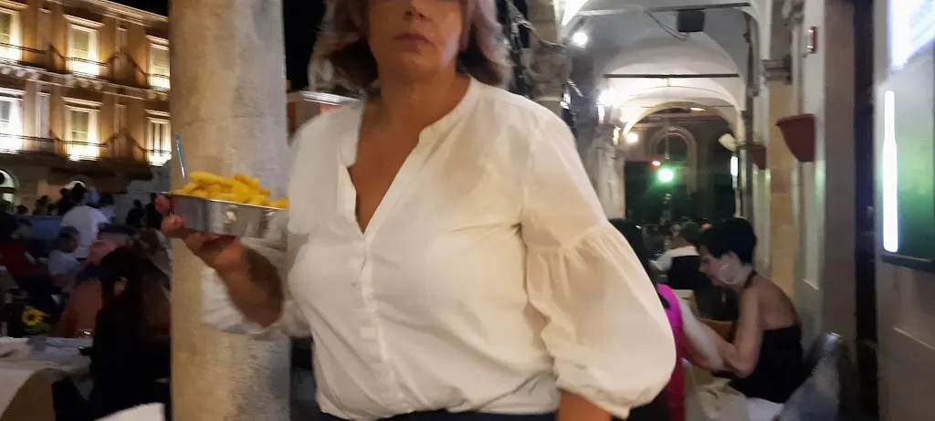 Archi Ri Ronna Pippa_Comiso_slider_image_2