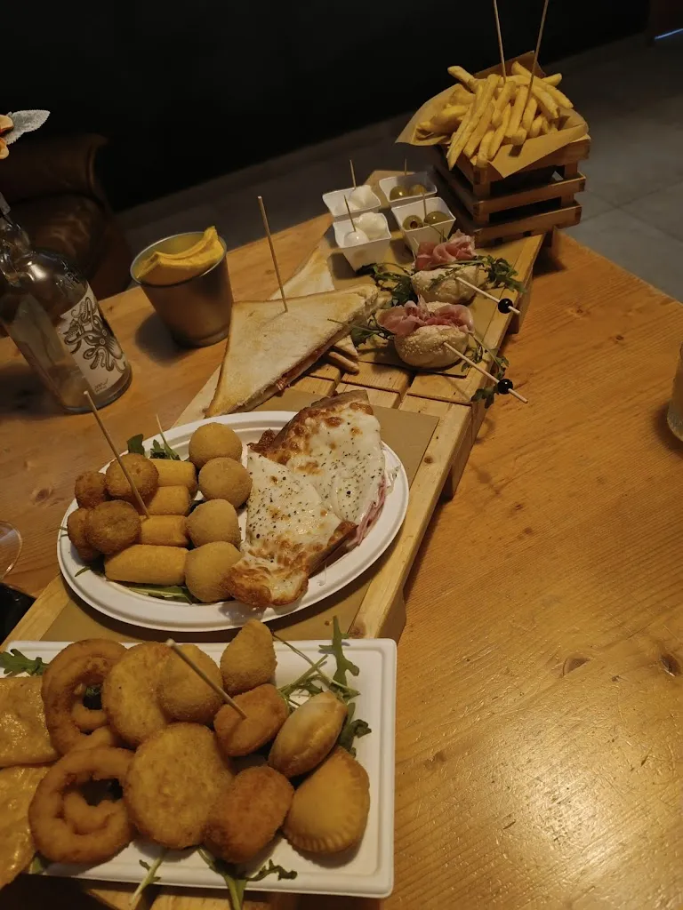 Orazio lombardo_DOGANA 23_Comiso_review