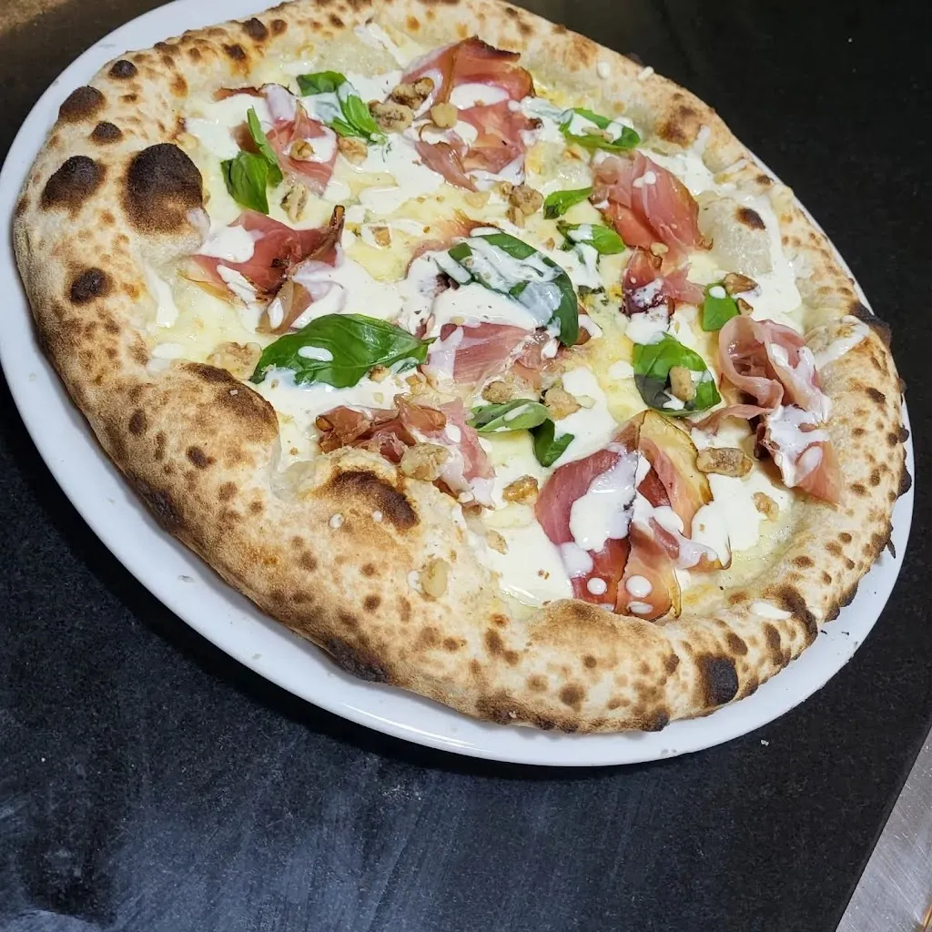 Mezza Parola_Comiso_slider_image_3